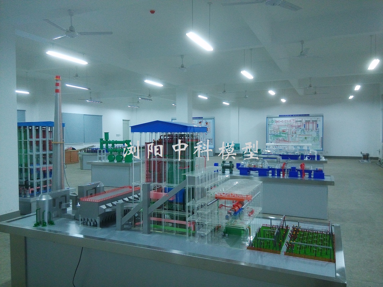 華中科技大學熱能動力實訓室模型